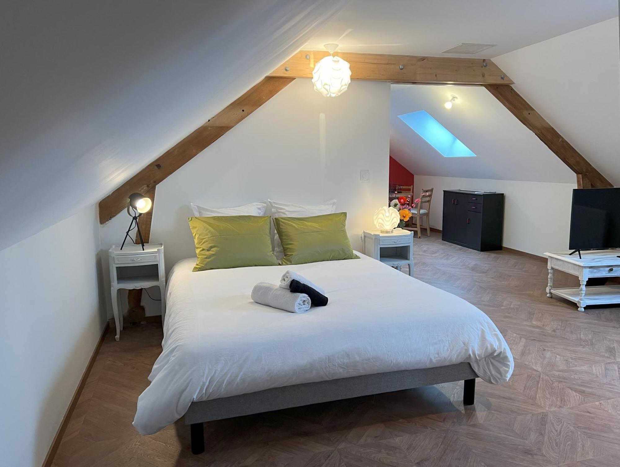 Le Studio De Mamy Jacquotte Centre Кур-Шеверни Экстерьер фото